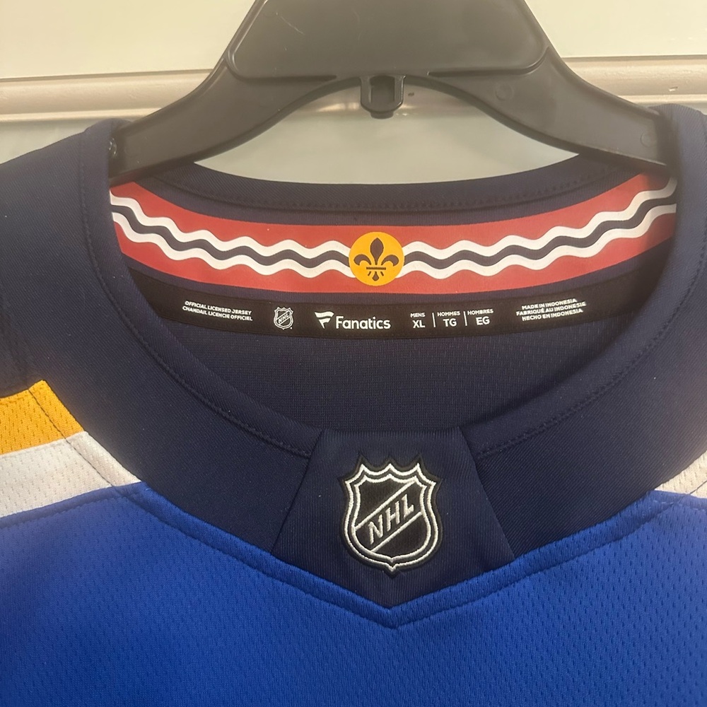 St Louis Fanatics Blue and Yellow Hockey Jersey - Picture 4 of 5